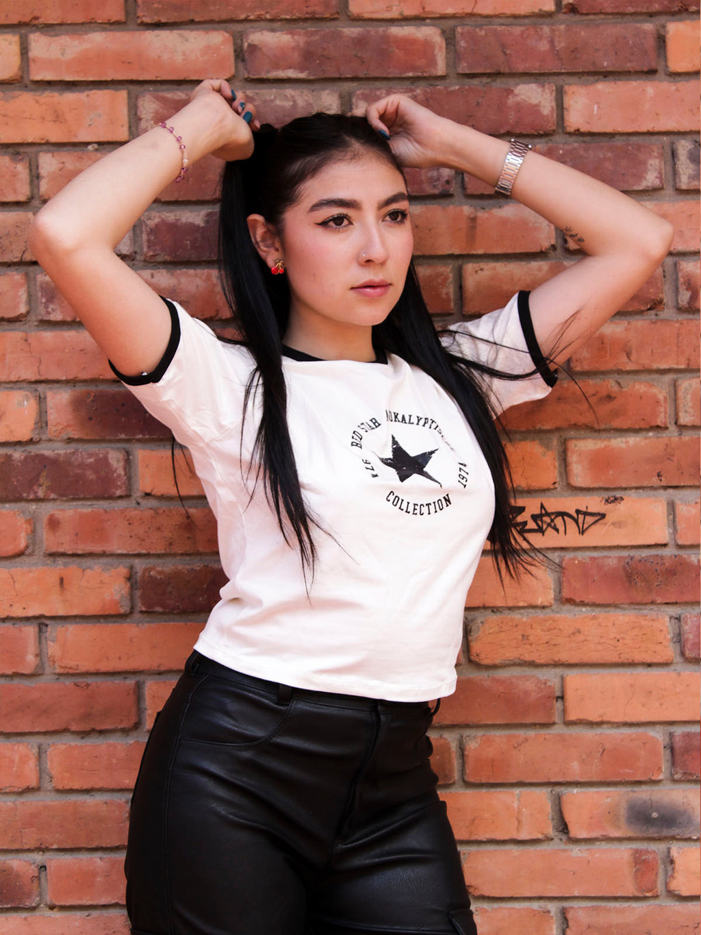 Star Trim Tee